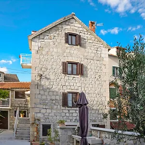 https://apartments-fa.splithotels.org